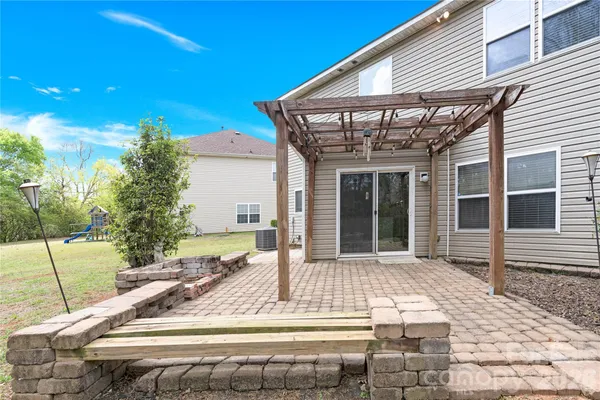 $433,000 | 9812 Rocky Ford Club Road, Charlotte, NC 28269