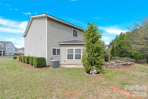 $433,000 | 9812 Rocky Ford Club Road, Charlotte, NC 28269