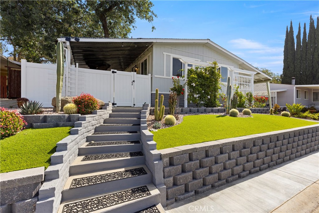 18218 Paradise Mountain Road, Unit 118 Valley Center, CA 92082 - Photo 4 of 56
