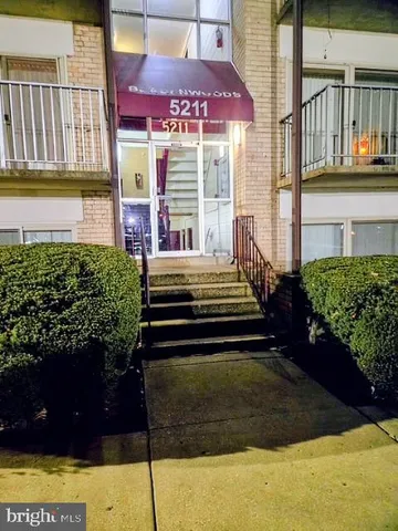 $2,150 | 5211 Newton Street, Unit 103, Bladensburg, MD 20710