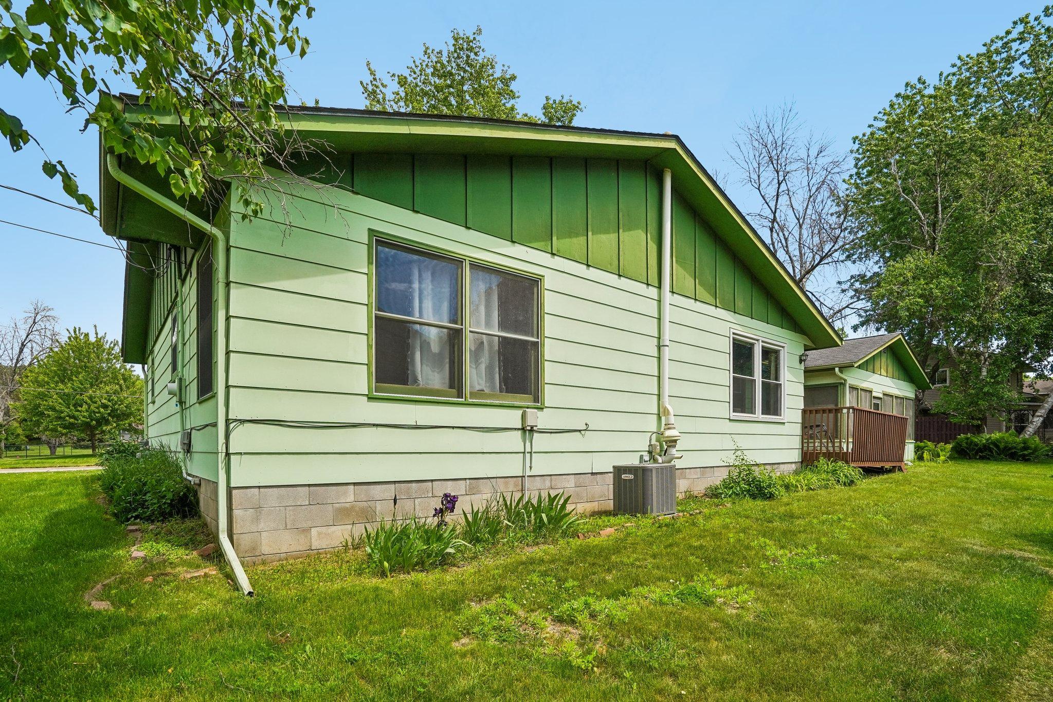 1003 Burton Street Red Wing, MN 55066 - Photo 48 of 53
