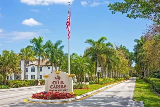 $268,000 | 5560 Northwest 61st Street, Unit 704, Coconut Creek, FL 33073