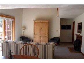 10 Kirriemuir Road, Unit 10 Stratham, NH 03885 - Photo 2 of 9