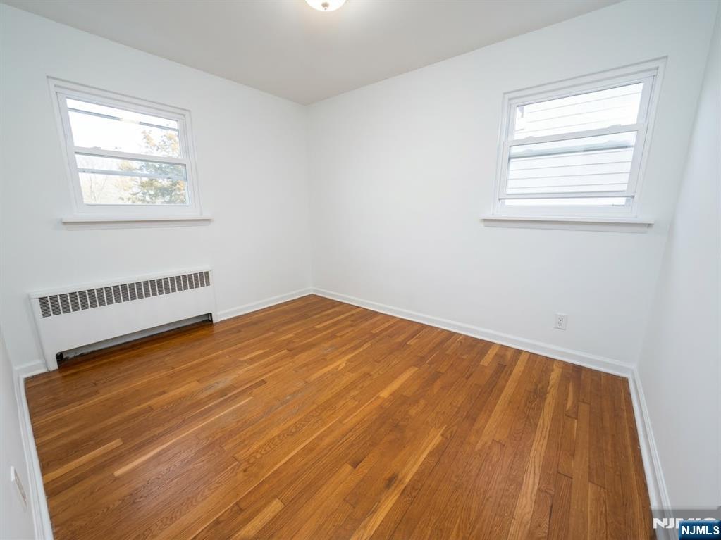 754 Kingsland Avenue Ridgefield, NJ 07657 - Photo 9 of 15 Gallery Image 9