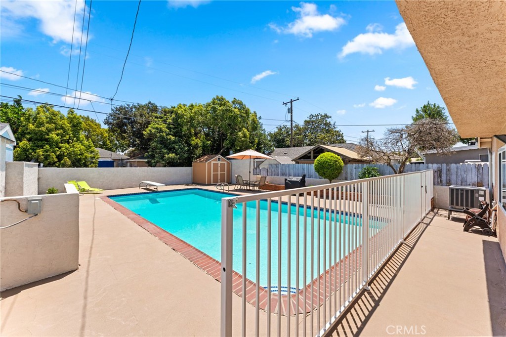10332 Washington South Gate, CA 90280 - Photo 33 of 38 Fully Gated Pool