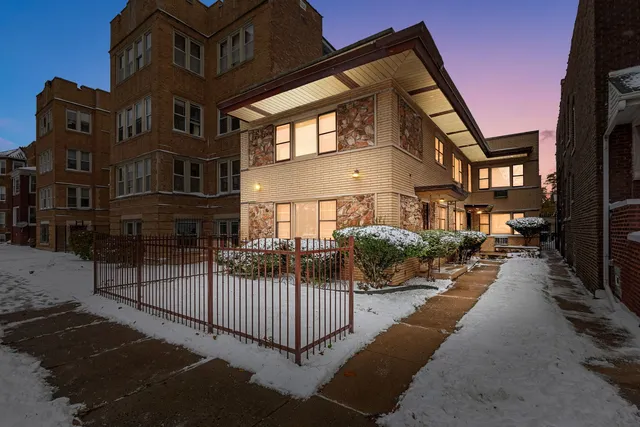 $319,000 | 11219 South King Drive, Chicago, IL 60628