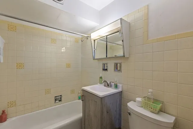 $319,000 | 11219 South King Drive, Chicago, IL 60628