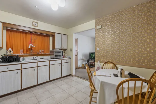 $319,000 | 11219 South King Drive, Chicago, IL 60628