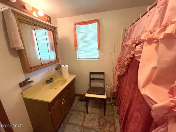 $89,900 | 1966 Lockey Avenue, Sneads, FL 32460