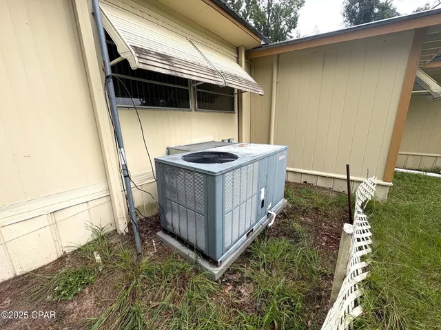 $89,900 | 1966 Lockey Avenue, Sneads, FL 32460