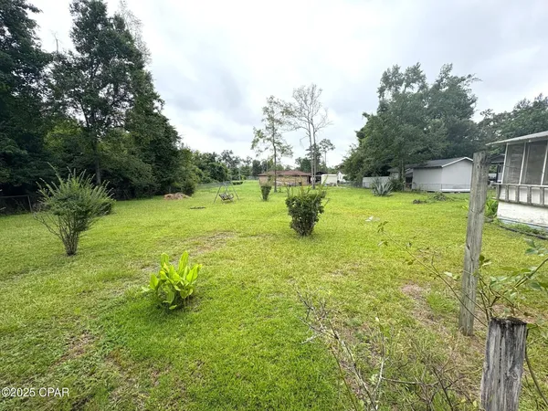 $89,900 | 1966 Lockey Avenue, Sneads, FL 32460