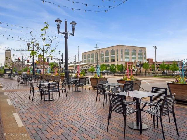 a picture of city view