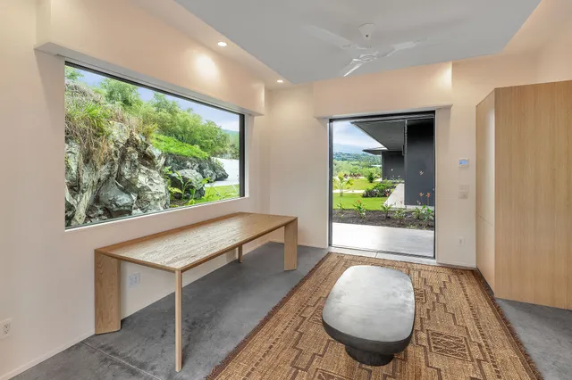 $5,850,000 | 82-5879 Government Main Road, Captain Cook, HI 96704