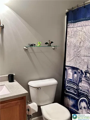 $359,900 | 8051 Heritage Drive, Lower Macungie Township, PA 18011