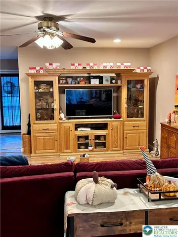 $359,900 | 8051 Heritage Drive, Lower Macungie Township, PA 18011