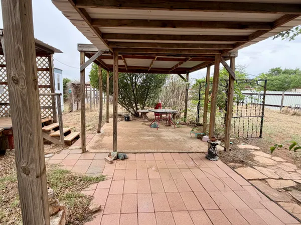 $75,000 | 501 East Story Street, Brownfield, TX 79316
