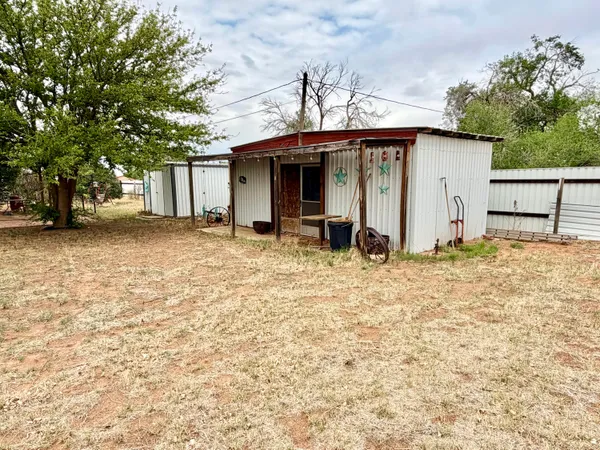 $75,000 | 501 East Story Street, Brownfield, TX 79316