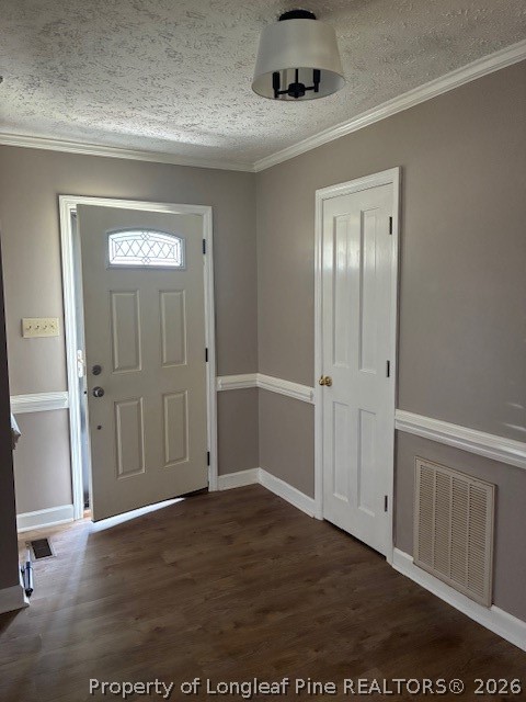 3043 Tom Geddie Road Eastover, NC 28312 - Photo 12 of 37 Foyer