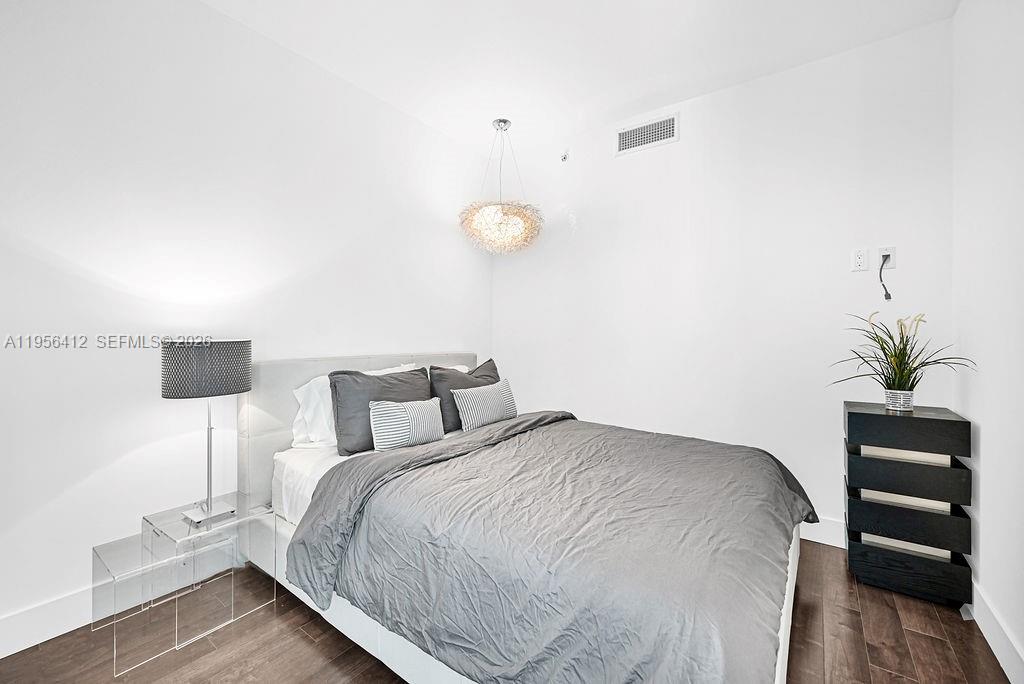92 Southwest 3rd Street, Unit 4806 Miami, FL 33130 - Photo 12 of 20 Photo 12