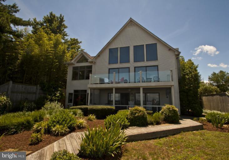 1419 Bay Head Road Annapolis, MD 21409 - Photo 1 of 3 Exterior (Rear)
