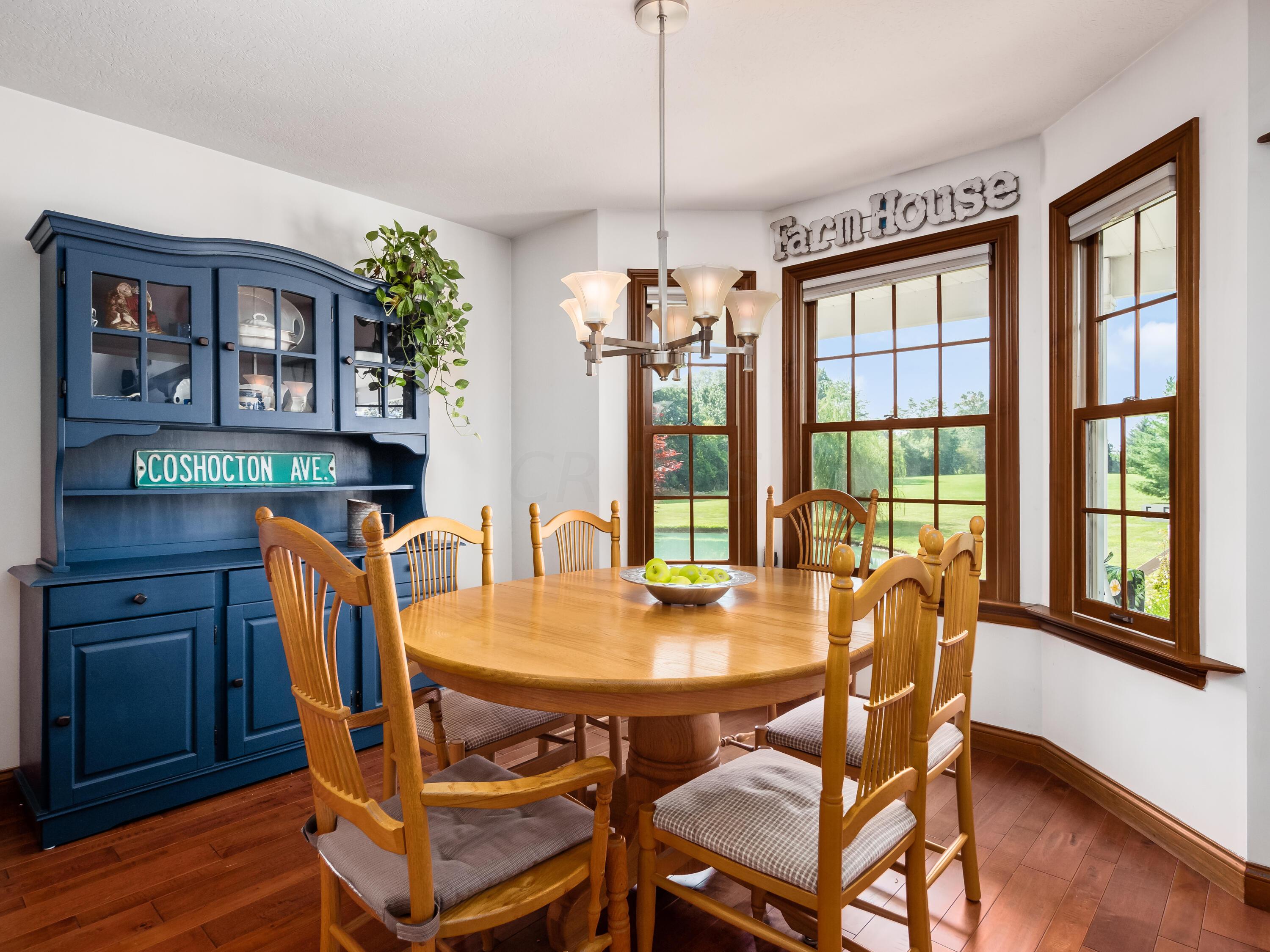 3216 Kelly McMaster Road Delaware, OH 43015 - Photo 13 of 51 Kitchen eating area