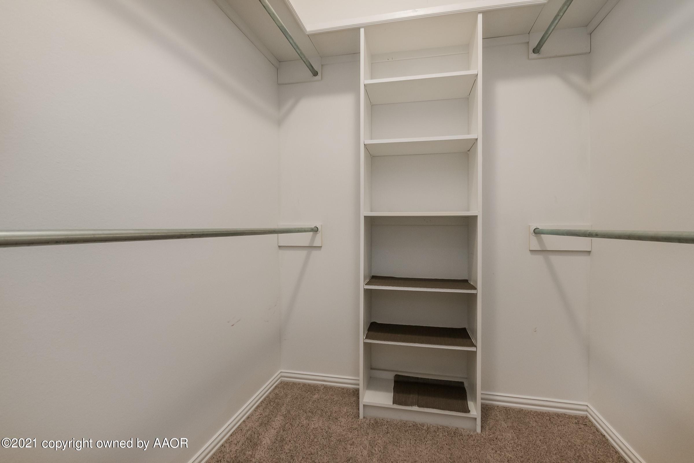 9710 Ashton Road Amarillo, TX 79119 - Photo 17 of 35 017_Master Closet