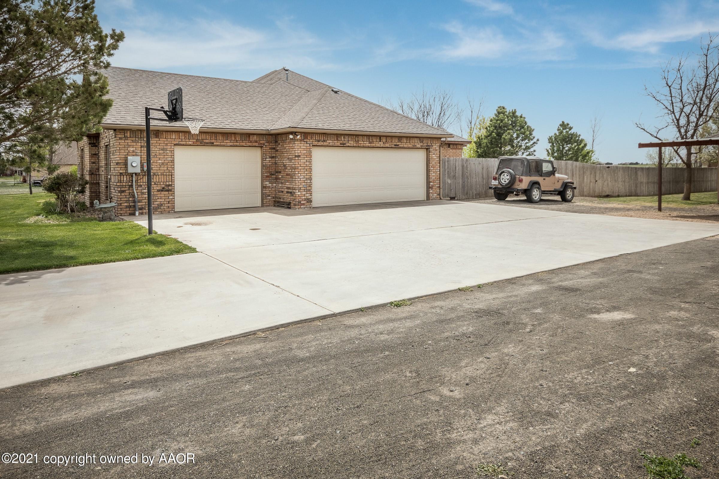 9710 Ashton Road Amarillo, TX 79119 - Photo 27 of 35 027_Garage