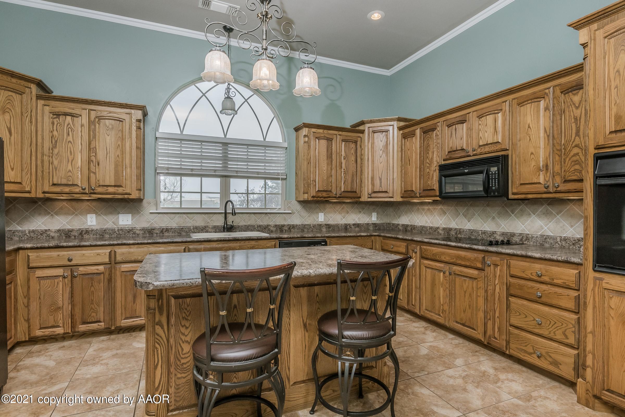 9710 Ashton Road Amarillo, TX 79119 - Photo 8 of 35 008_Kitchen