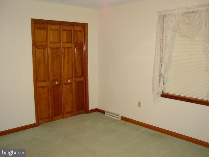 19638 Spooks Hill Road Manchester, MD 21102 - Photo 2 of 30 Interior (General)