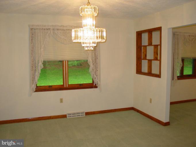 19638 Spooks Hill Road Manchester, MD 21102 - Photo 13 of 30 Dining Room