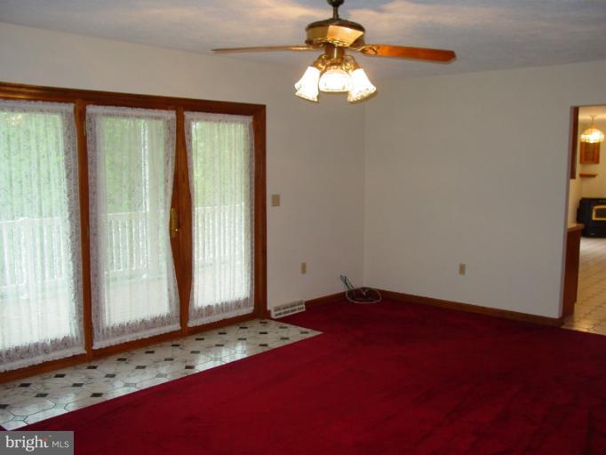 19638 Spooks Hill Road Manchester, MD 21102 - Photo 14 of 30 Interior (General)