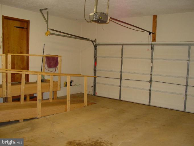 19638 Spooks Hill Road Manchester, MD 21102 - Photo 17 of 30 Interior (General)