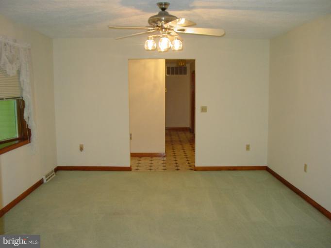 19638 Spooks Hill Road Manchester, MD 21102 - Photo 19 of 30 Interior (General)