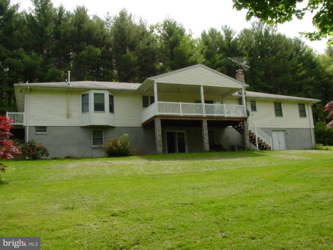 19638 Spooks Hill Road Manchester, MD 21102 - Photo 24 of 30 Exterior (Rear)