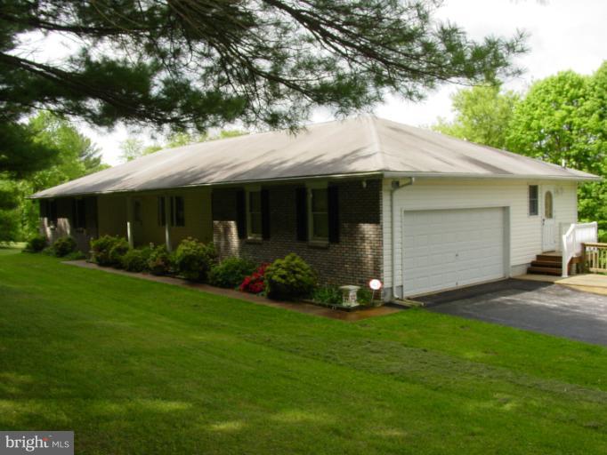 19638 Spooks Hill Road Manchester, MD 21102 - Photo 30 of 30 Exterior (Front)