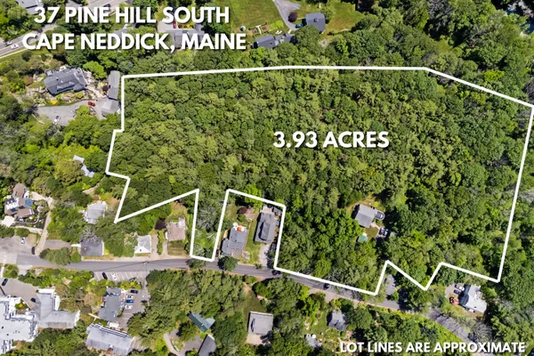 $1,500,000 | 37 Pine Hill Road South, Cape Neddick, ME 03902