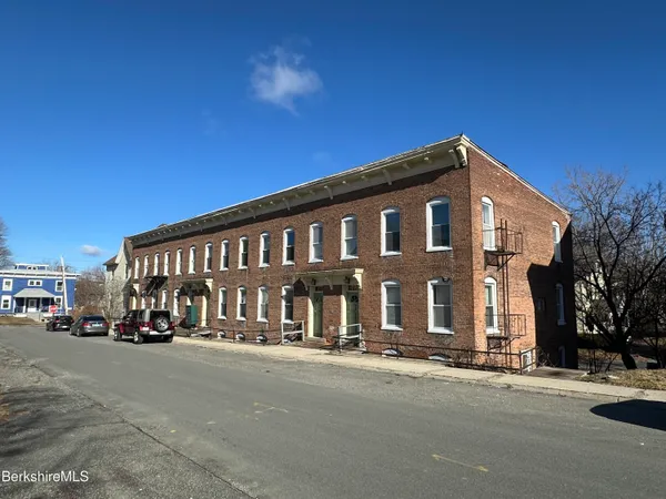 $1,150,000 | 40 Reed Street, Pittsfield, MA 01201