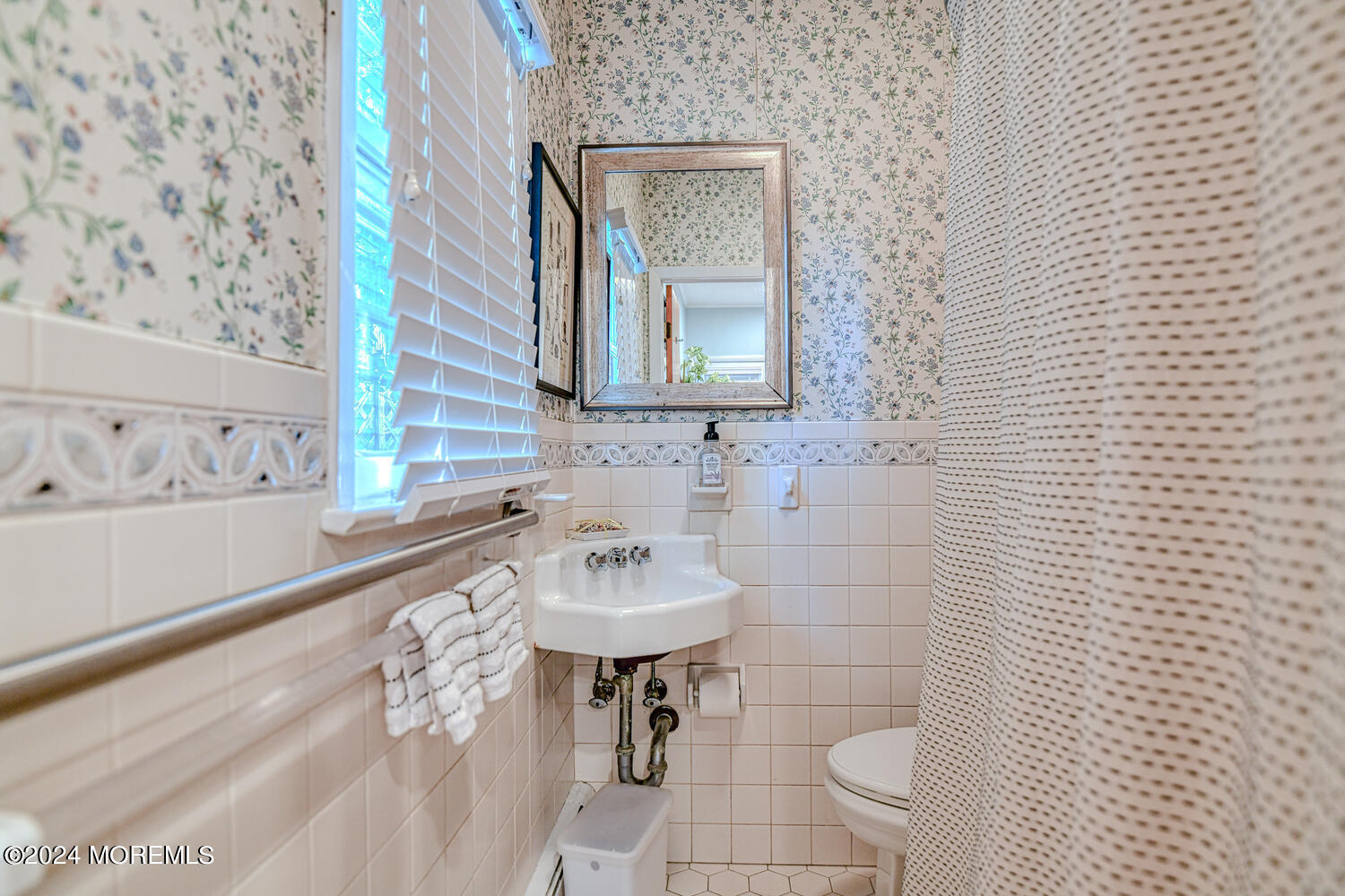 96 Cookman Avenue Ocean Grove, NJ 07756 - Photo 22 of 36 96 Cookman Ave Neptune-large-013-026-DSC