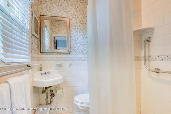 $3,500 | 96 Cookman Avenue, Ocean Grove, NJ 07756