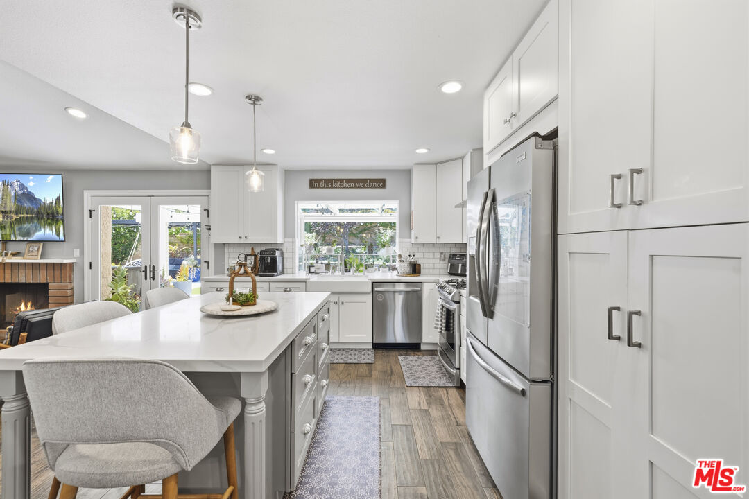 25601 Rancho Adobe Road Valencia, CA 91355 - Photo 13 of 49
