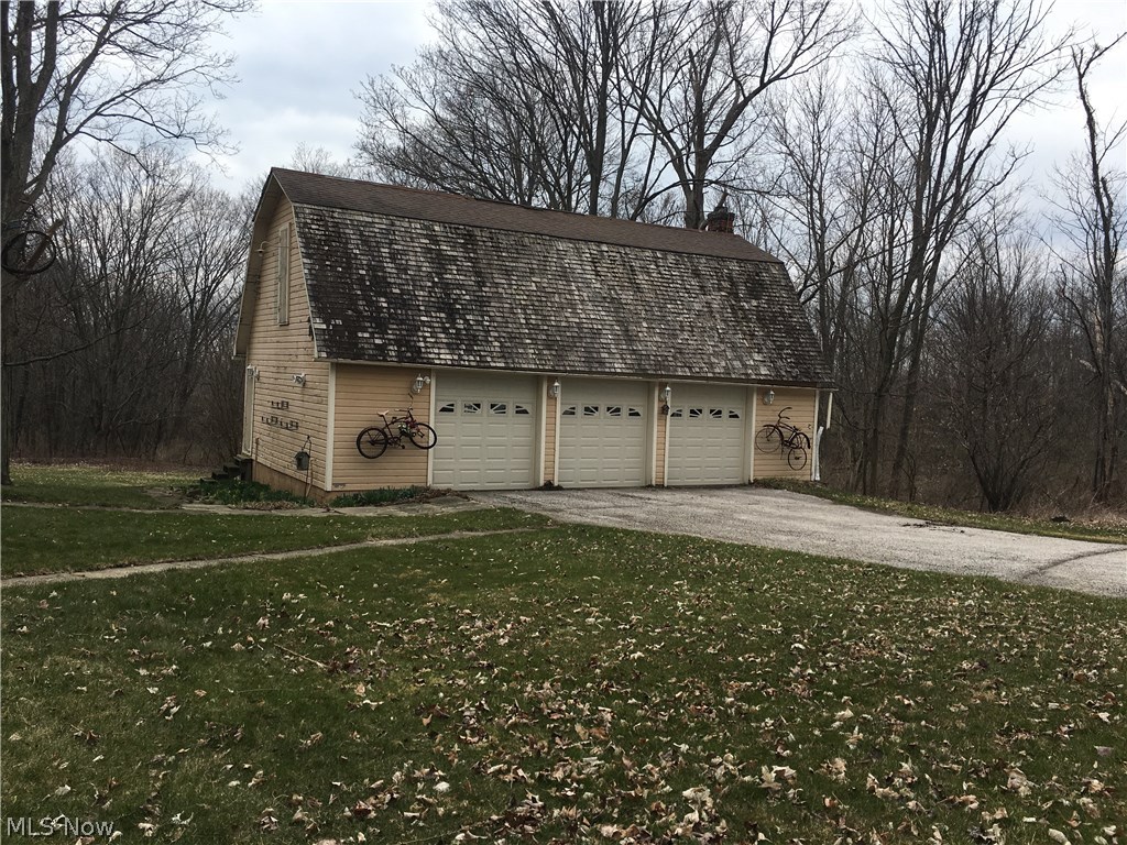 3288 Ridge Road Medina, OH 44256 - Photo 3 of 33 Gallery Image 3