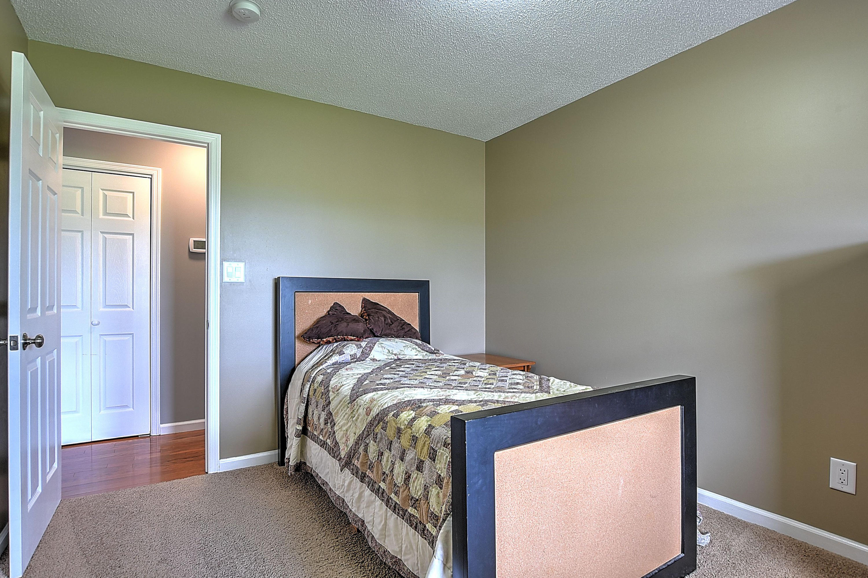 1330 Debusk Road Greeneville, TN 37743 - Photo 23 of 34 1330 Debusk-26