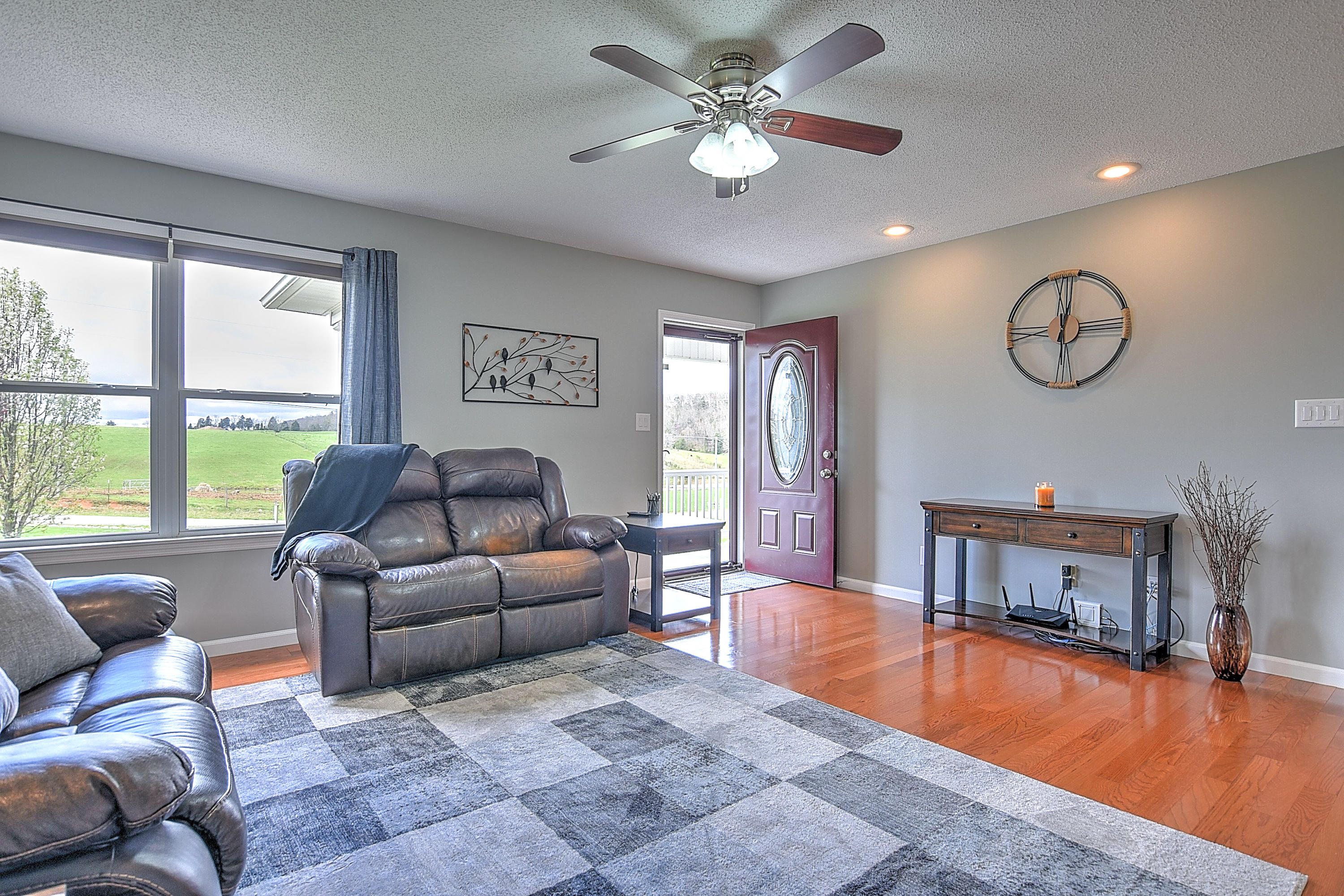 1330 Debusk Road Greeneville, TN 37743 - Photo 6 of 34 1330 Debusk-7