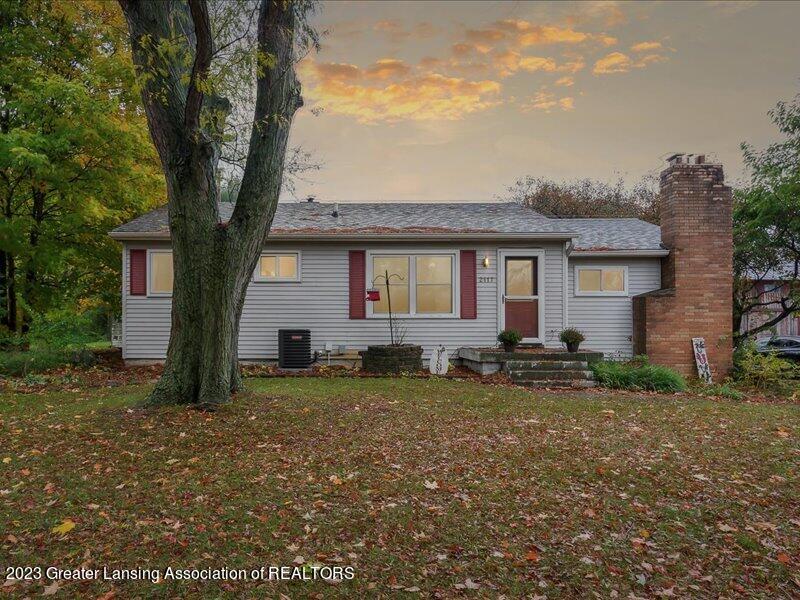2117 South Waverly Road Eaton Rapids, MI 48827 - Photo 1 of 37 01-2117-S-Waverly-Rd-WindowStill-01