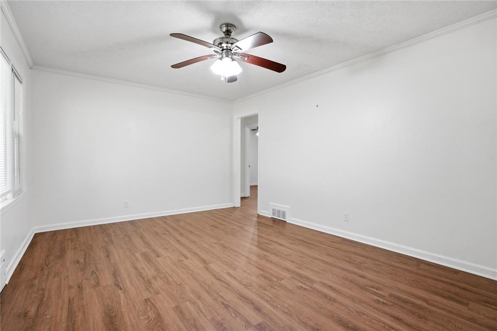 243 South Myrtle Street Winder, GA 30680 - Photo 8 of 28