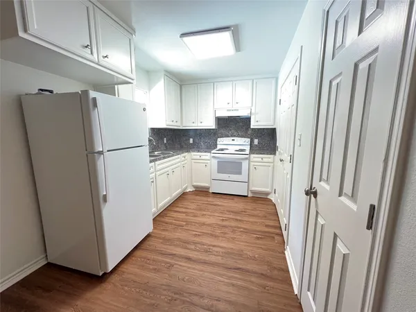 $950 | 1231 Sycamore Avenue, Unit A, Huntsville, TX 77340
