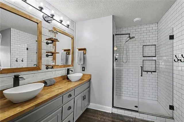 $450,000 | 15950 South Avalon Street, Olathe, KS 66062