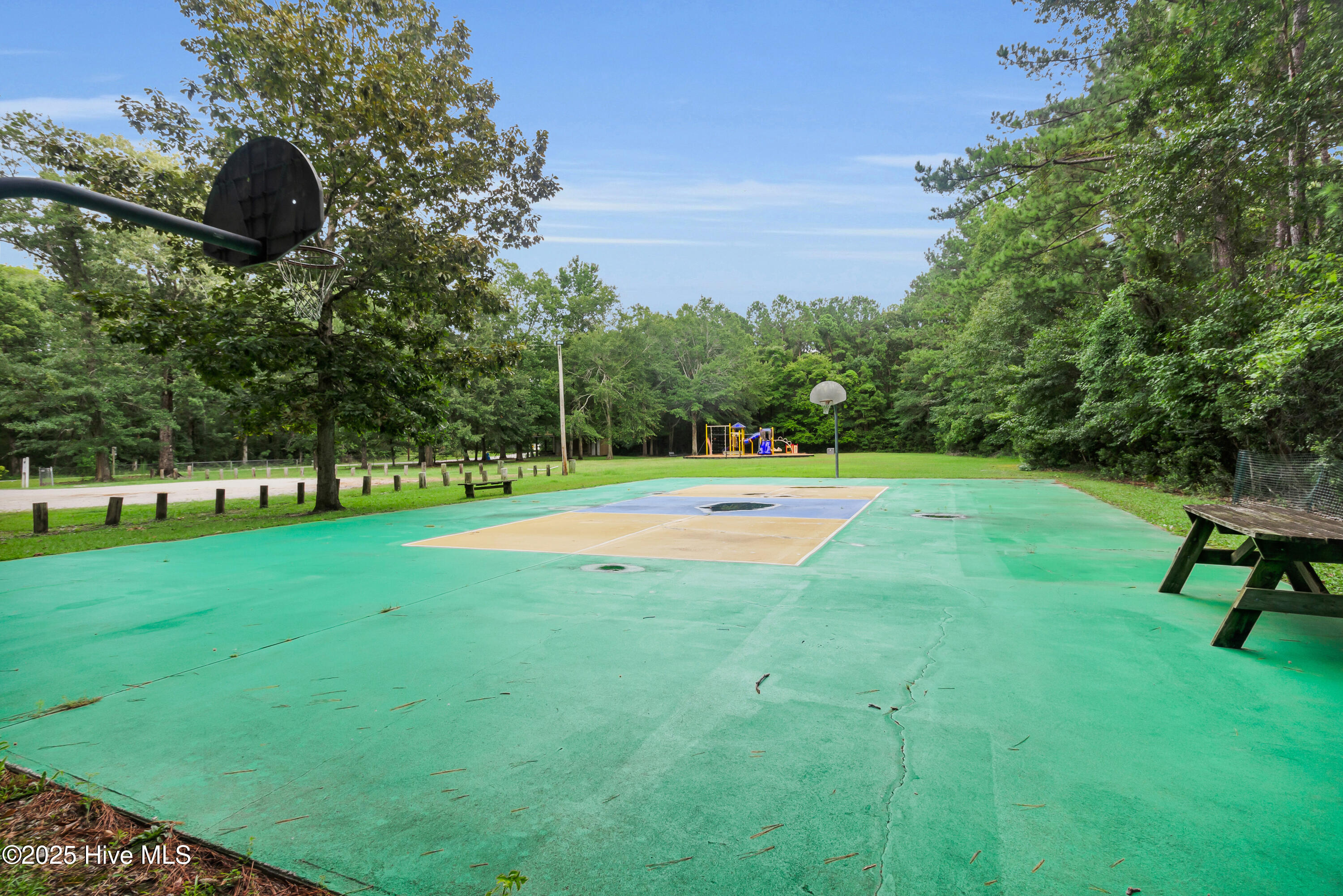 695 Sandy Point Drive Beaufort, NC 28516 - Photo 21 of 22 47