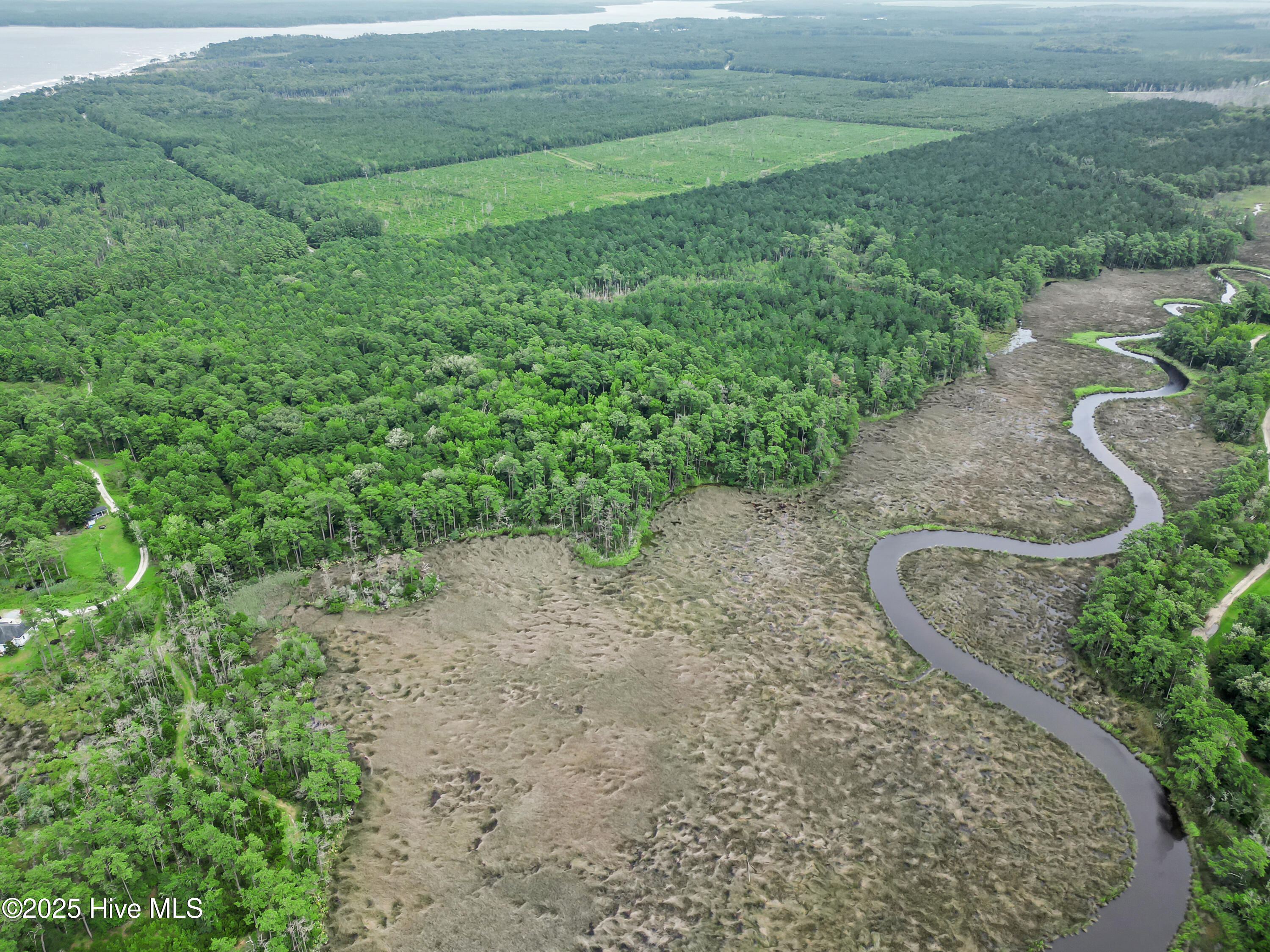 695 Sandy Point Drive Beaufort, NC 28516 - Photo 22 of 22 38