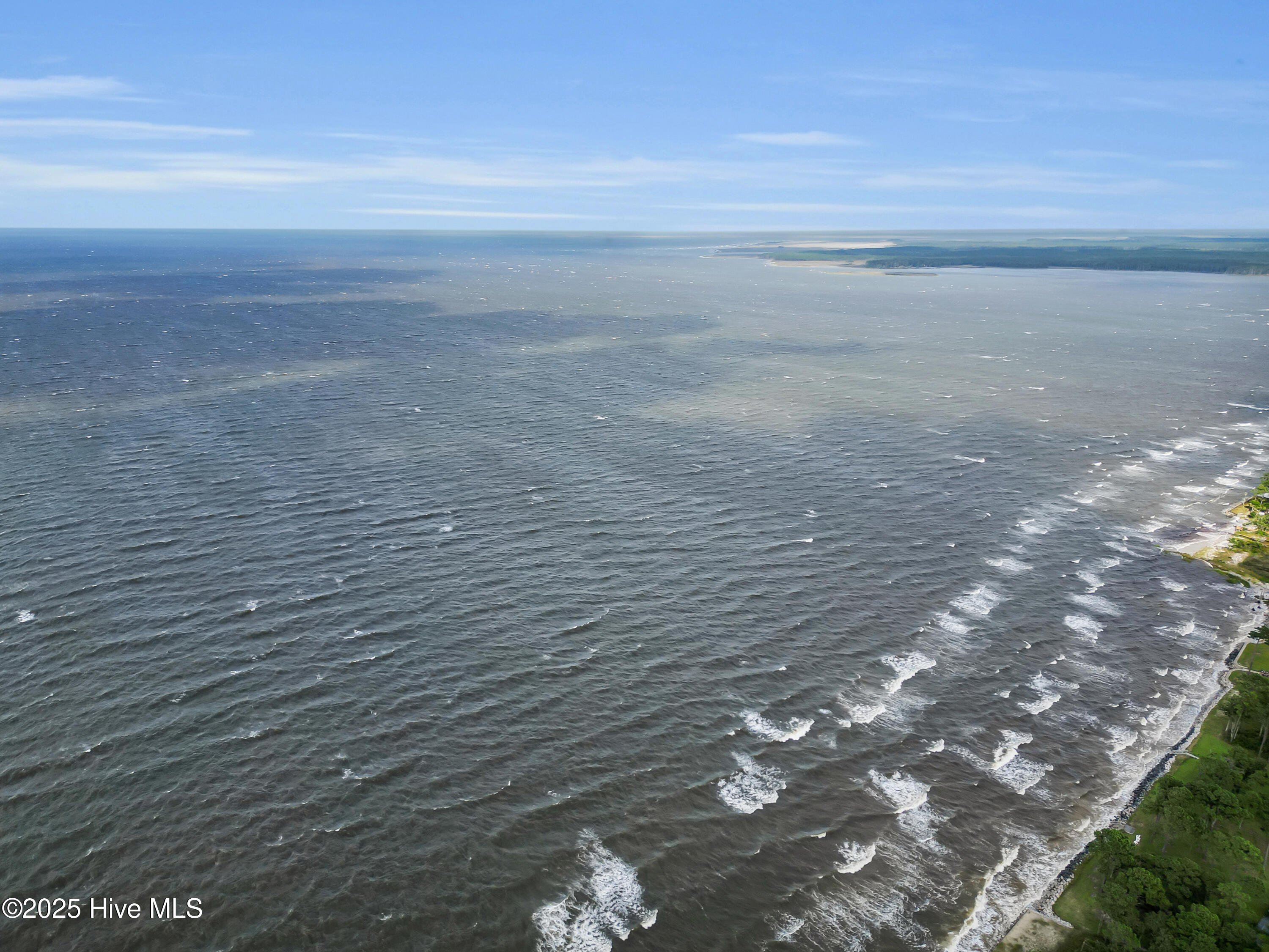 695 Sandy Point Drive Beaufort, NC 28516 - Photo 4 of 22 22